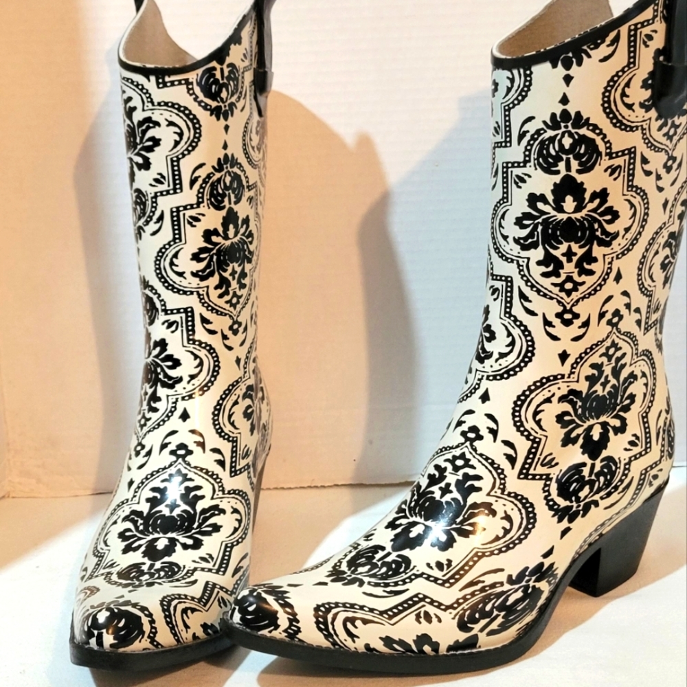 Ride Tecs Cream Black Paisley Rubber Pointed Toe Cowboy Boots Womens Size 10